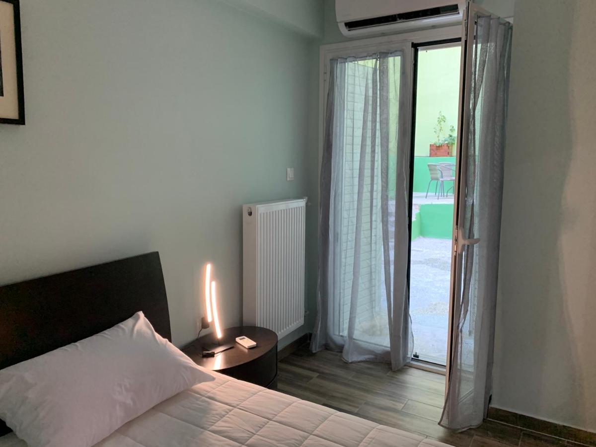 Cozy Apartment Metaxourgeio Greendom أثينا المظهر الخارجي الصورة