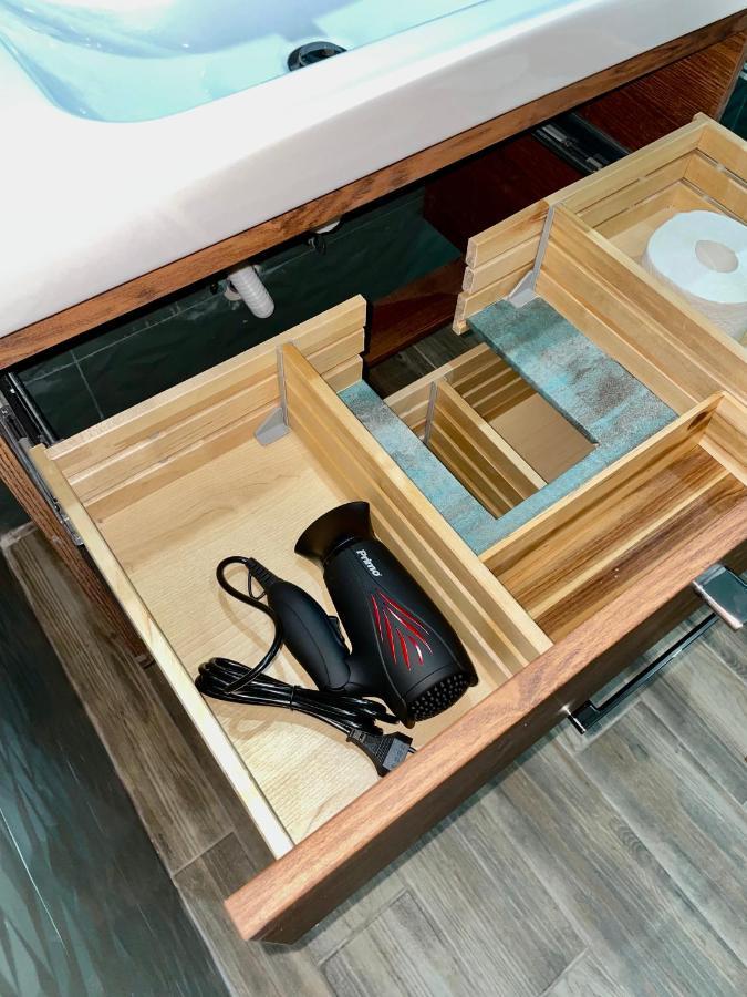 Cozy Apartment Metaxourgeio Greendom أثينا المظهر الخارجي الصورة