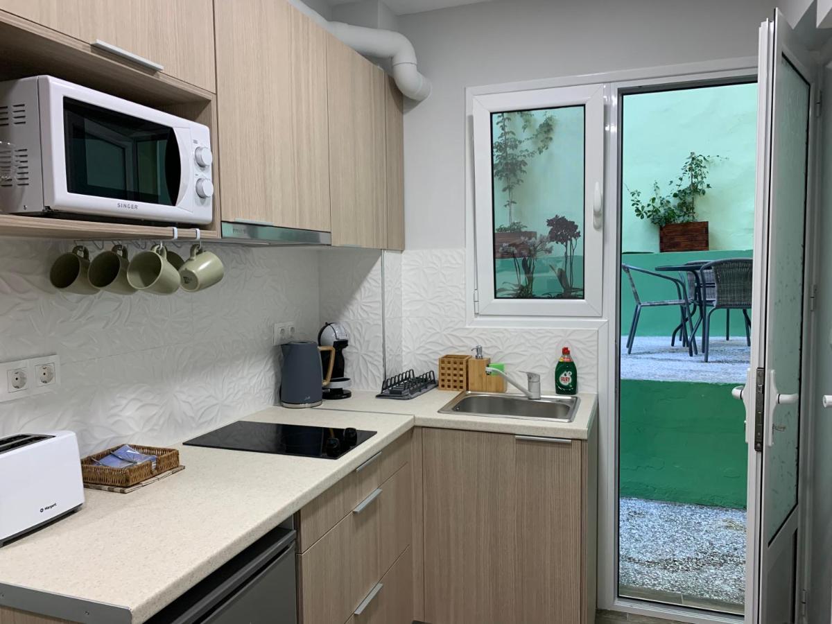 Cozy Apartment Metaxourgeio Greendom أثينا المظهر الخارجي الصورة