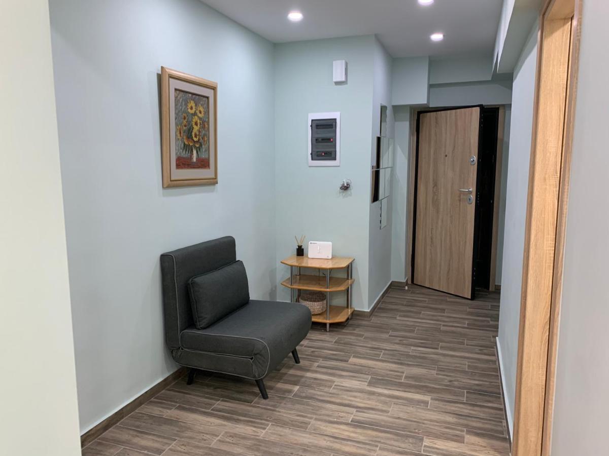 Cozy Apartment Metaxourgeio Greendom أثينا المظهر الخارجي الصورة